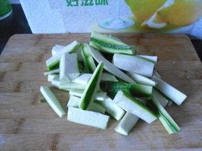 吃汤粉瓜,传统美食的传承与创新